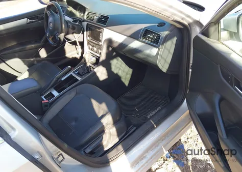 2012 Volkswagen Passat 2.5L Se из США, поврежденный, VIN 1VWBP7A36CC089949